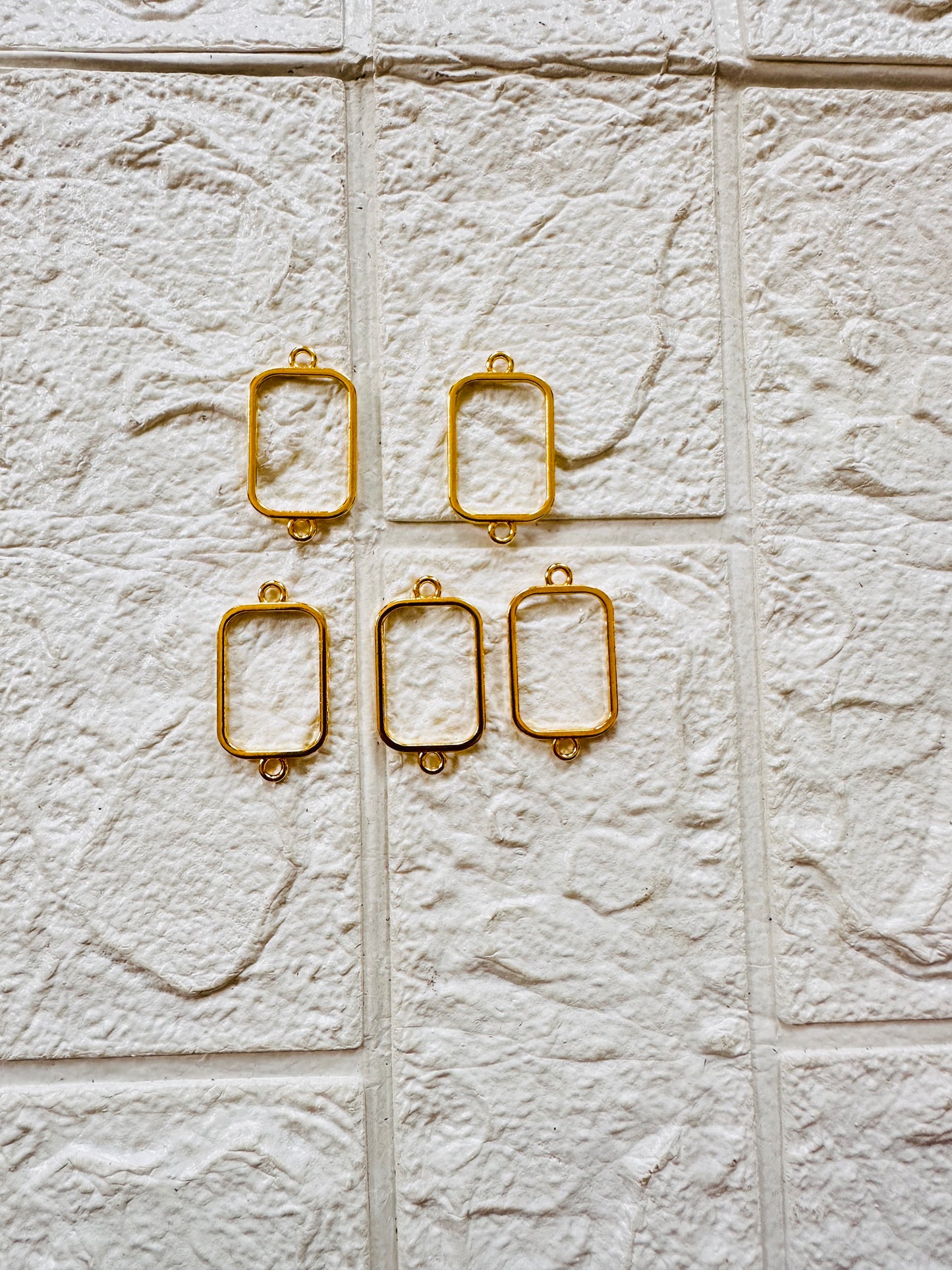 GOLD SQUARE RAKHI & BRACELET