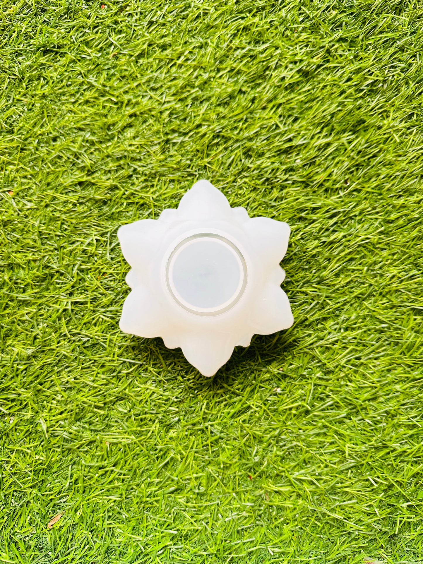 Lotus T-light candle mould
