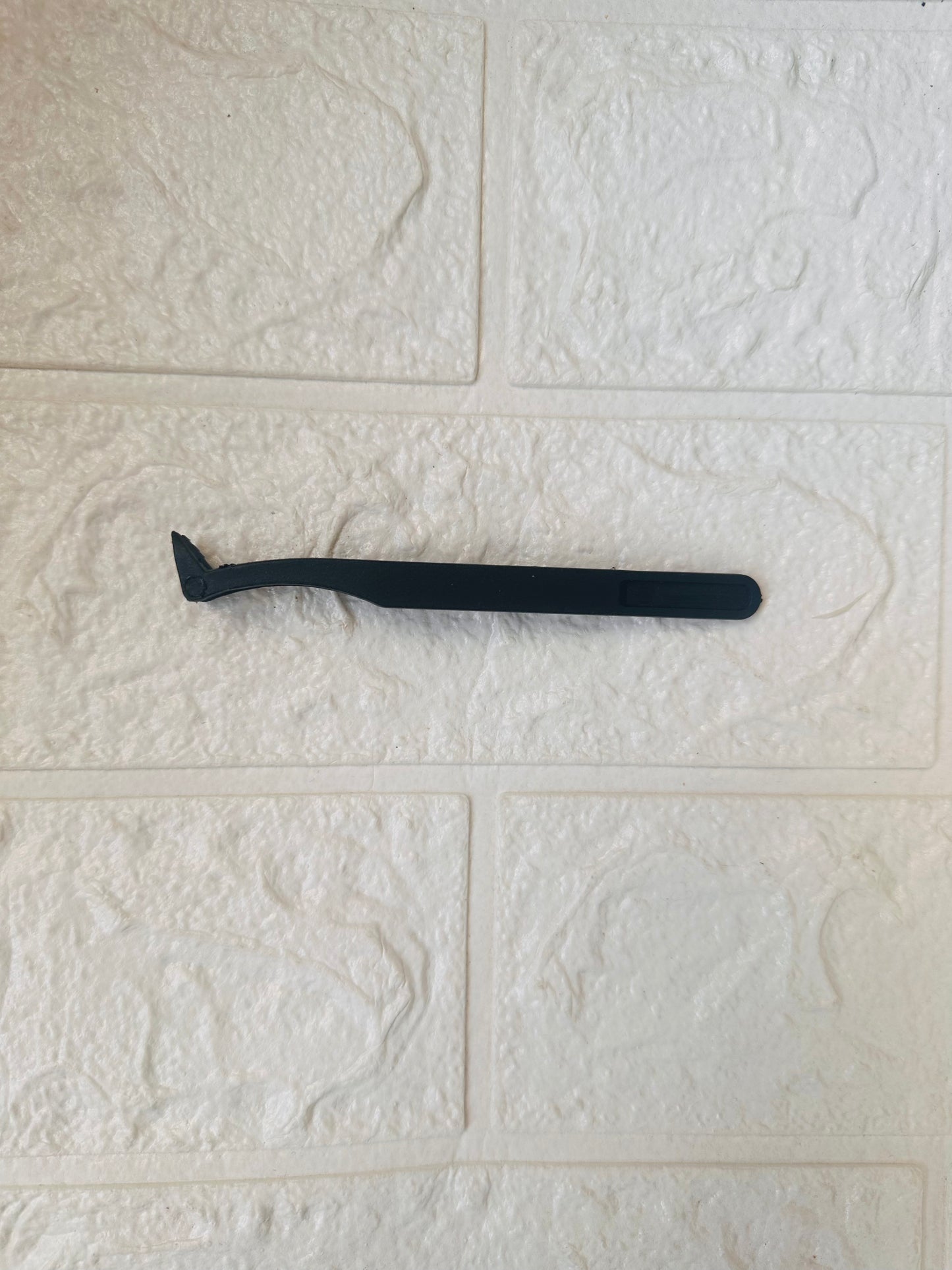 Tweezer
