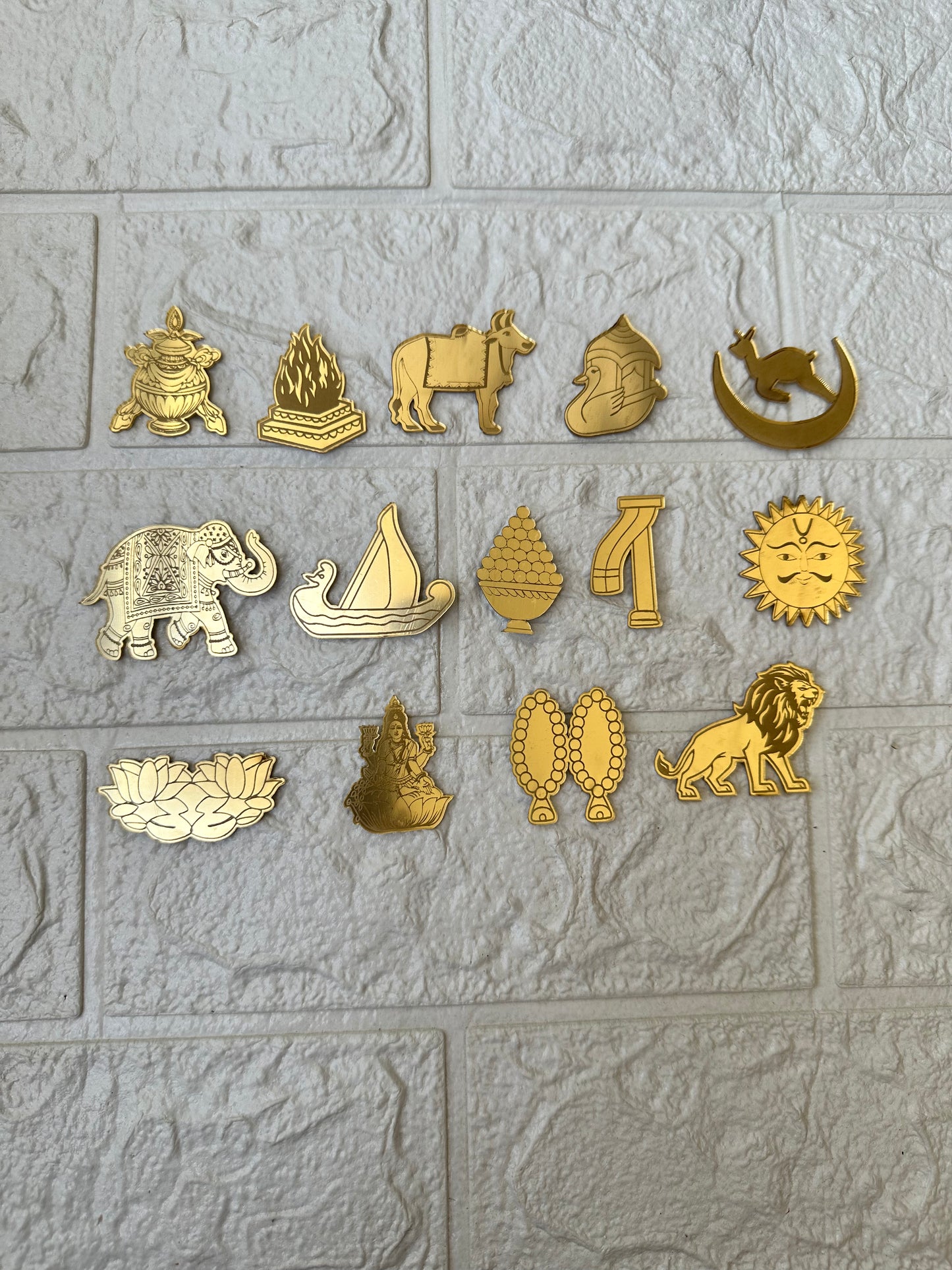 14 swapna acrylic cutout