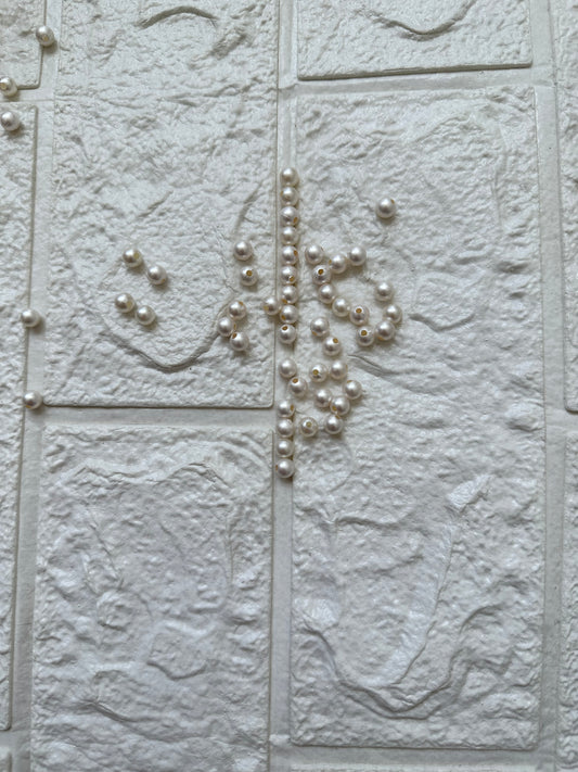 White pearl beads