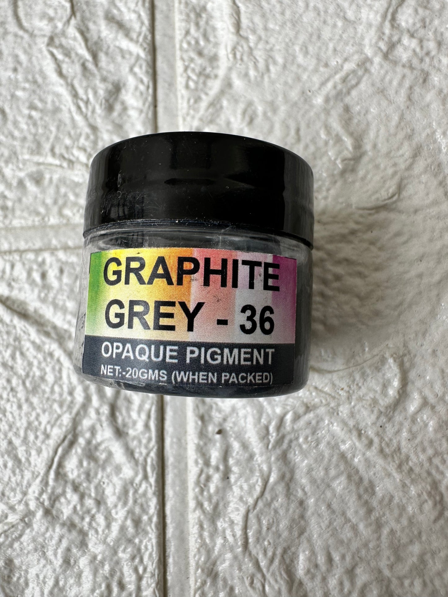 Graphite opaque pigment
