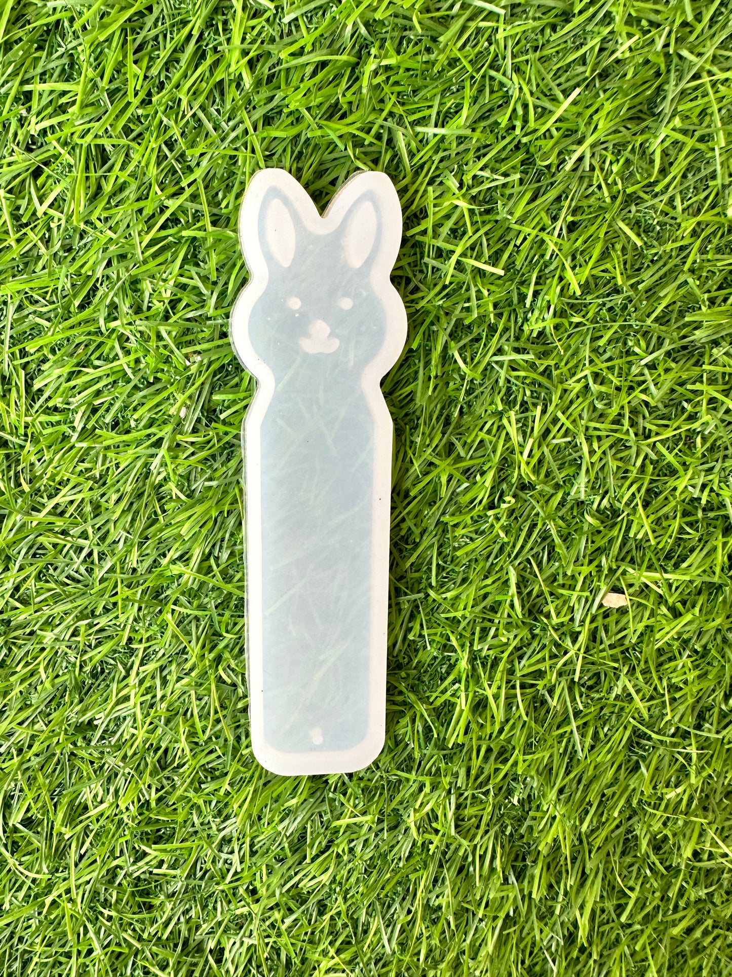 Rabbit bookmark mould