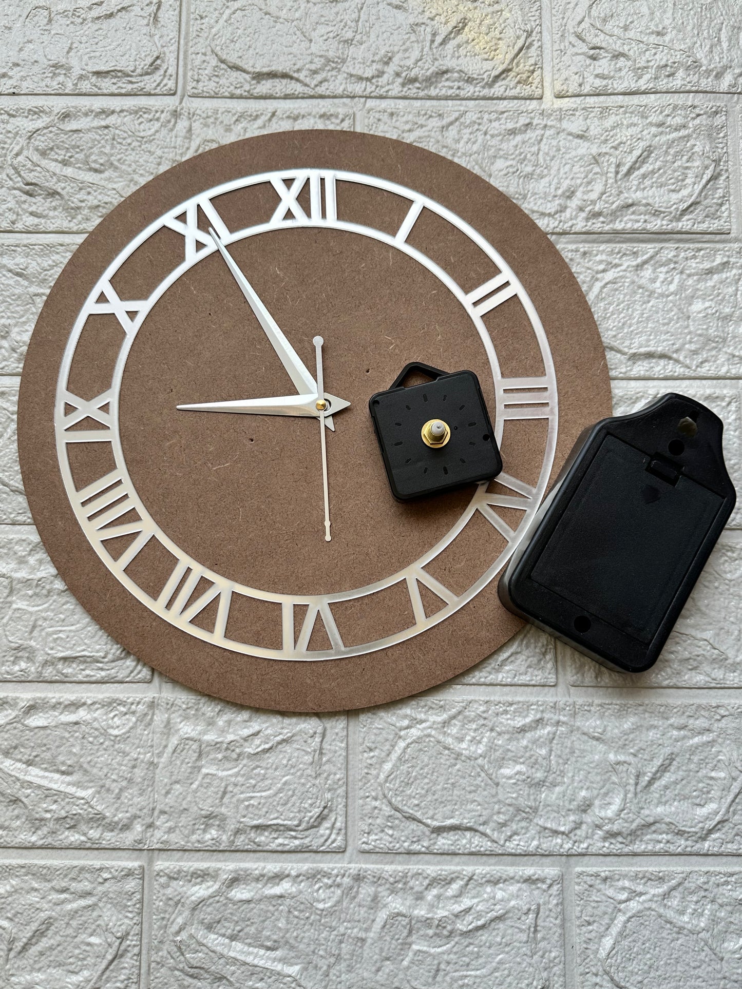 Clock base with Silver roman ring