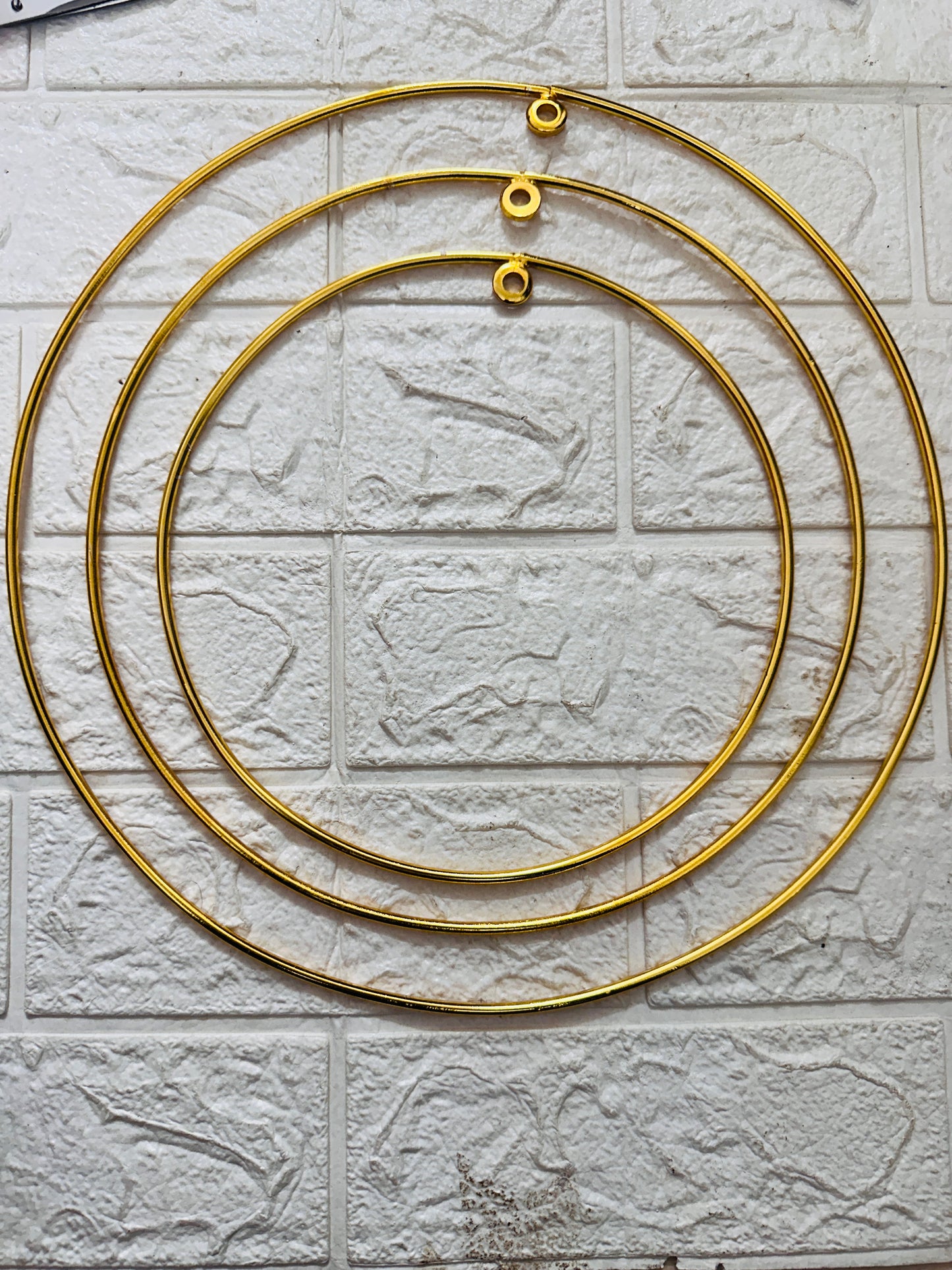 Hoop Ring Without Base – Engagement Platter