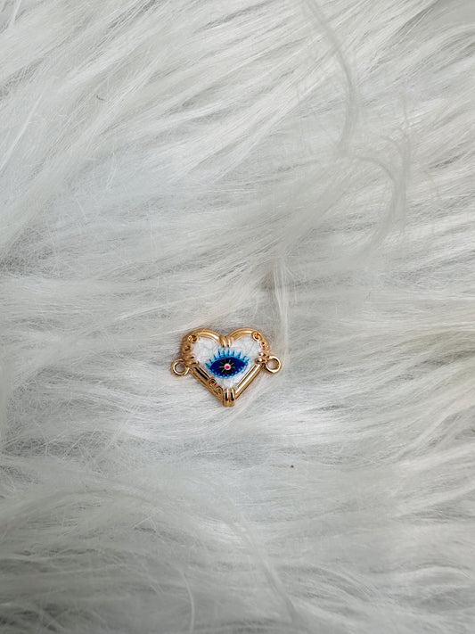 Resin Charm Heart 07