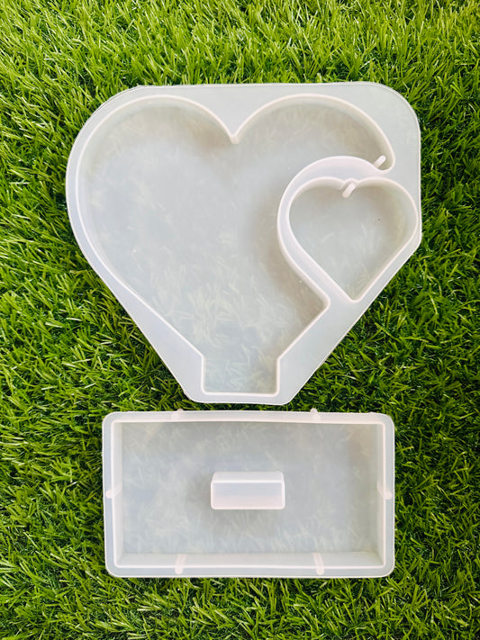 Heart mould with stand