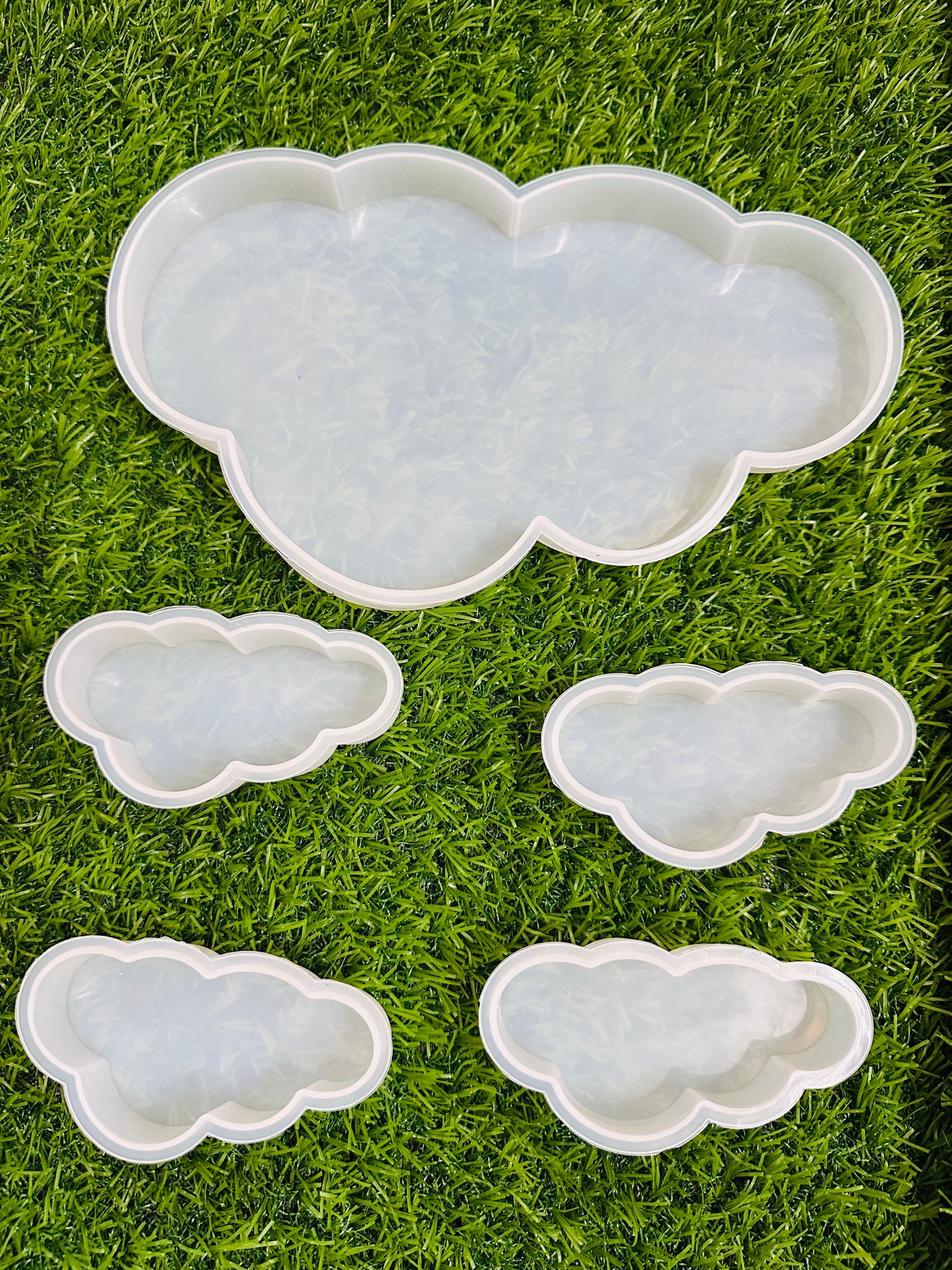 Cloud mould set of 5