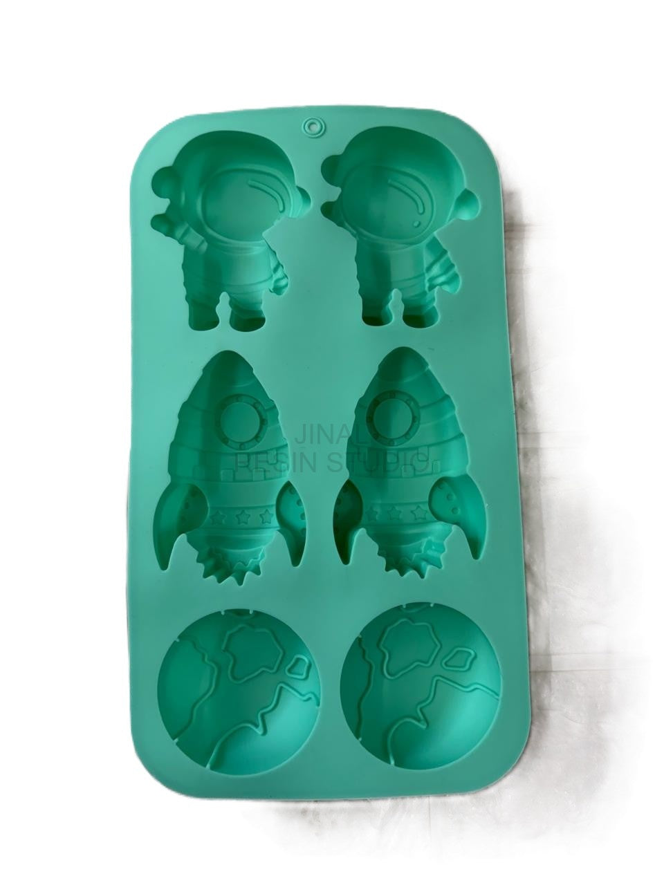 6 Cavity Space DIY Mould