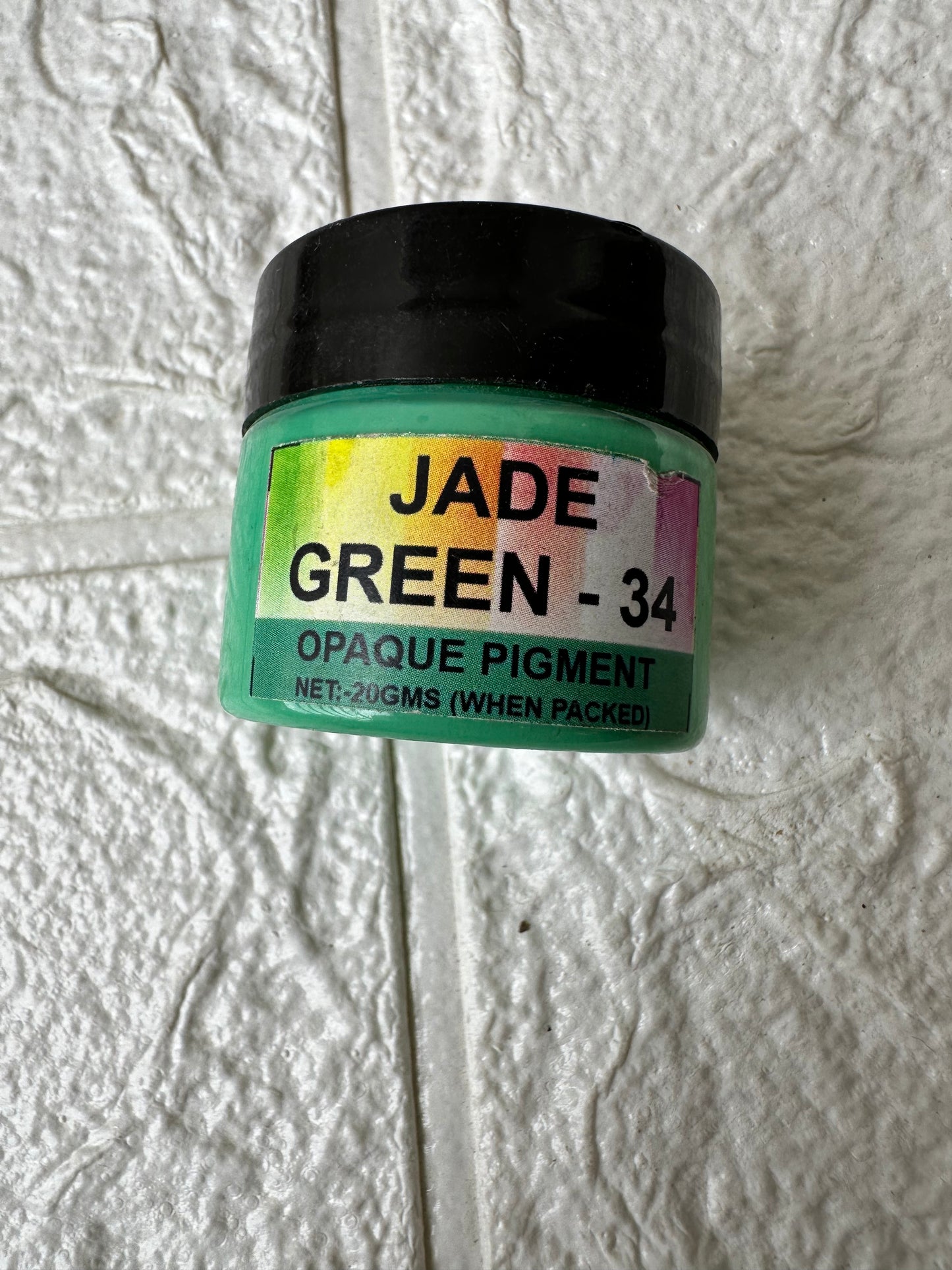 Jade green opaque pigment